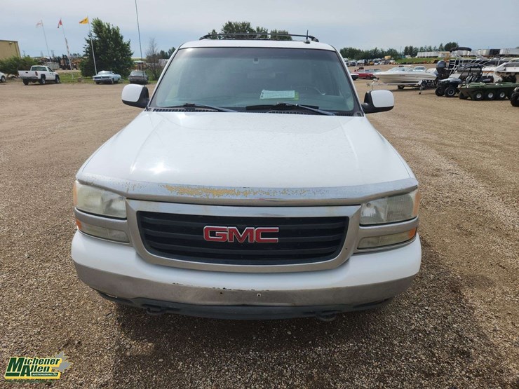 2004-gmc-yukon-xl-image-22