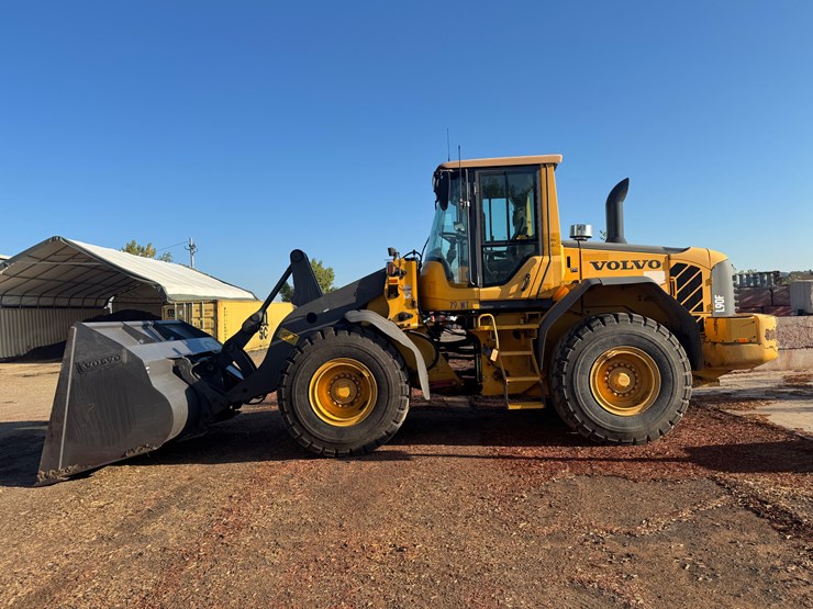 volvo-l90f-image-10