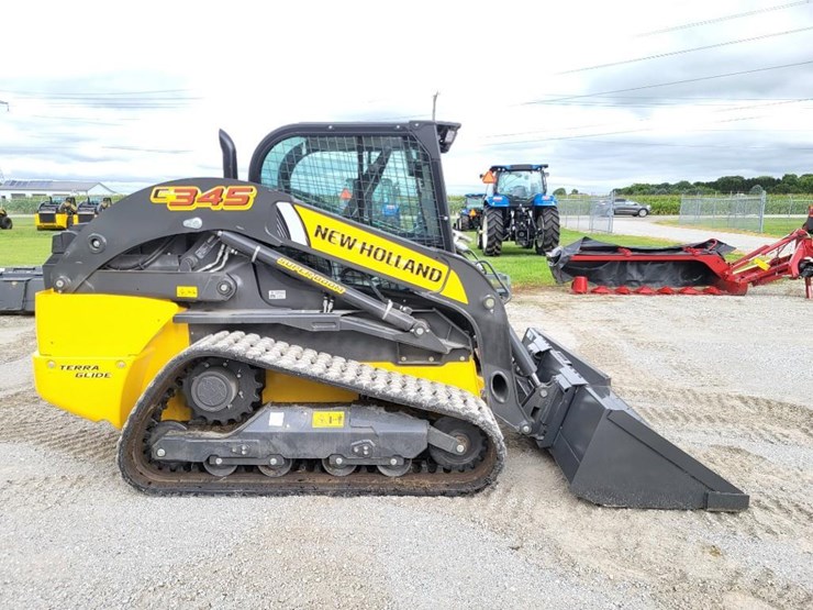 2024-new-holland-c345-image-2