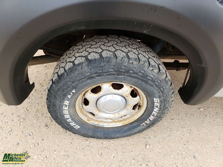 2010-ford-f150-image-37