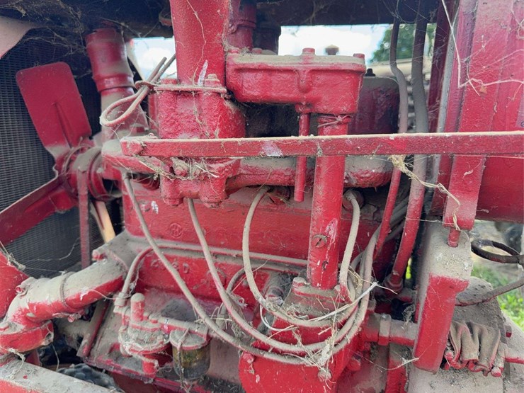 farmall-f-12-image-41