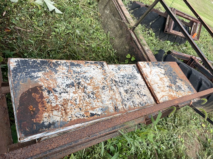 #1294-•-tracks-and-truck-rack-frame-image-15