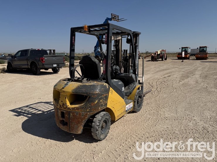 2018-komatsu-fg25t-16-image-5