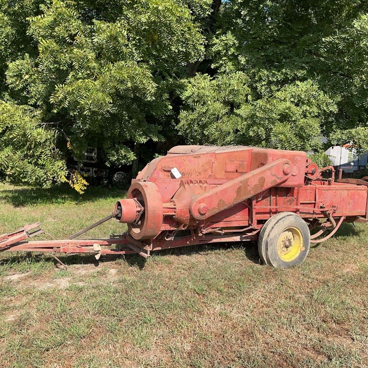 NEW HOLLAND 281