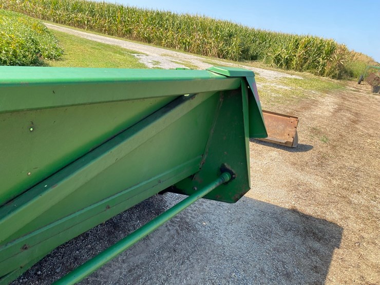 john-deere-844-image-12
