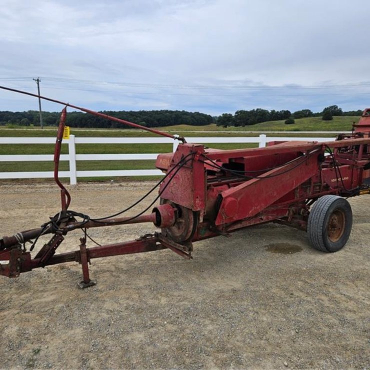 NEW HOLLAND 275