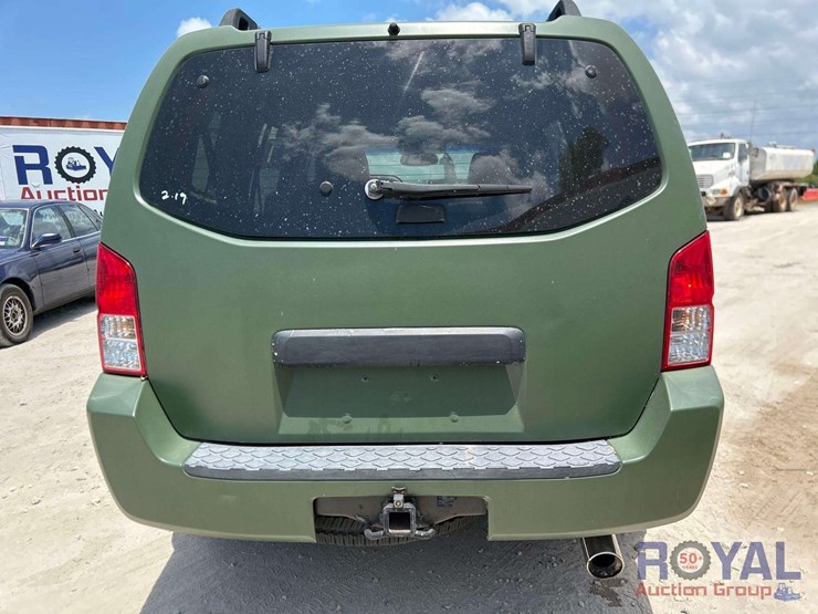 2005-nissan-pathfinder-image-17