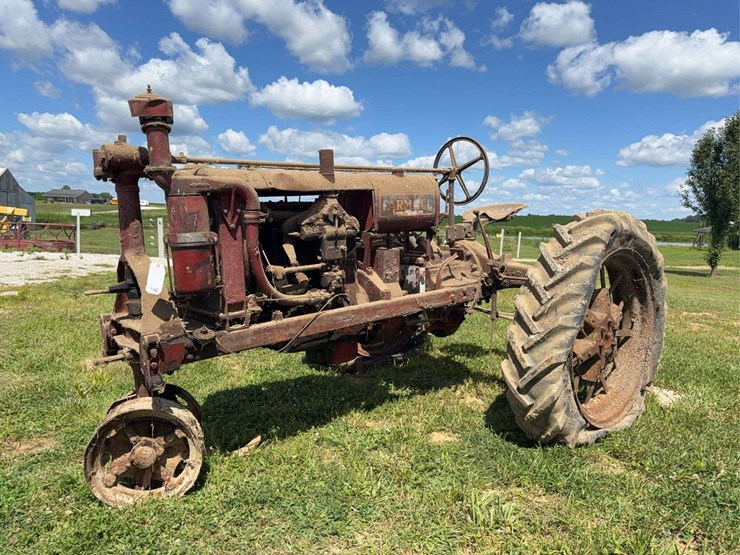 farmall-f-20-image-1