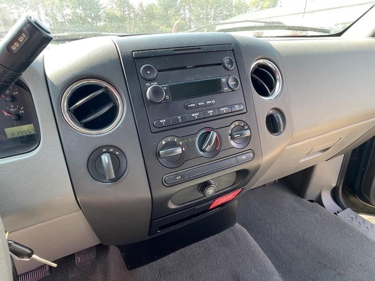 2005-ford-f150-xlt-image-13