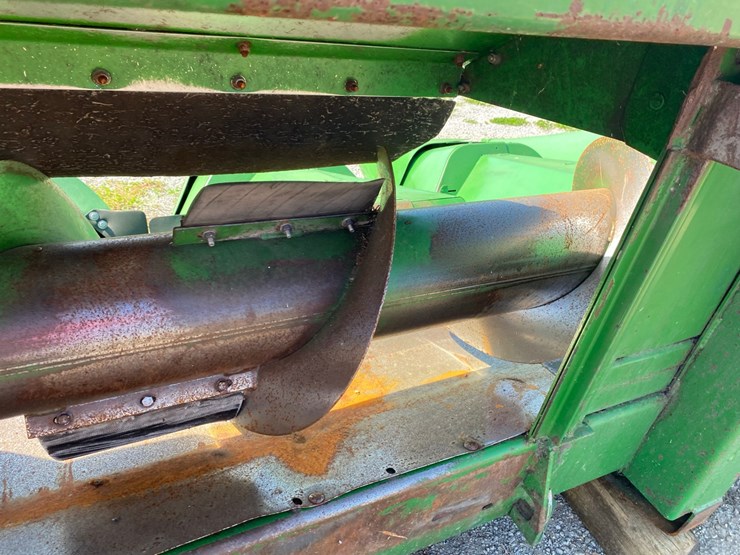 john-deere-844-image-9