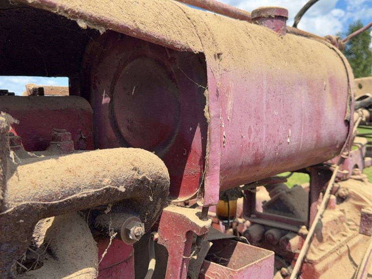 farmall-f-20-image-55