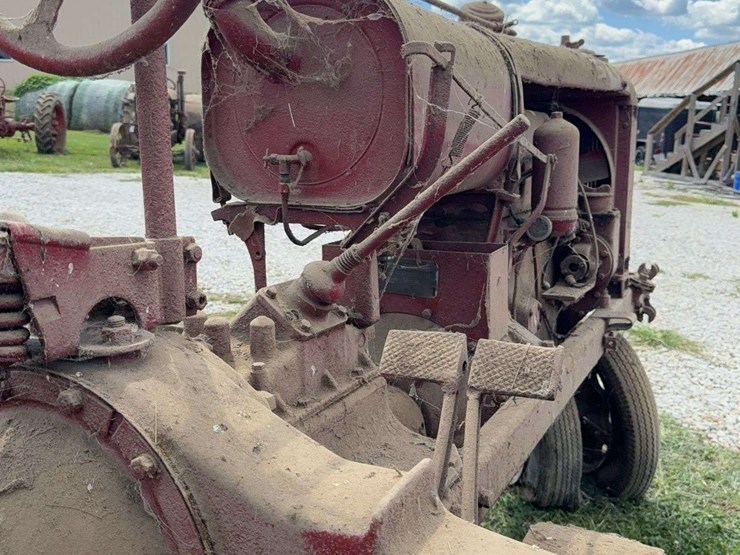 farmall-f-20-image-18