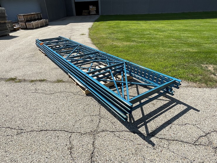 #1351-•-20'-pallet-racking-uprights-image-1