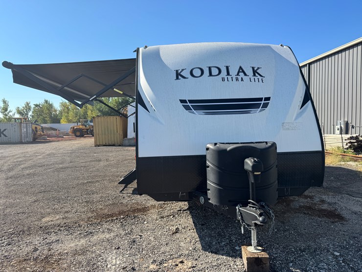 #3310-•-2021-kodiak-ultra-lite-227bh-camper-(no-title)-(waukesha,-wi)-image-2