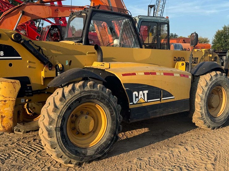 2004-caterpillar-th560b-image-2