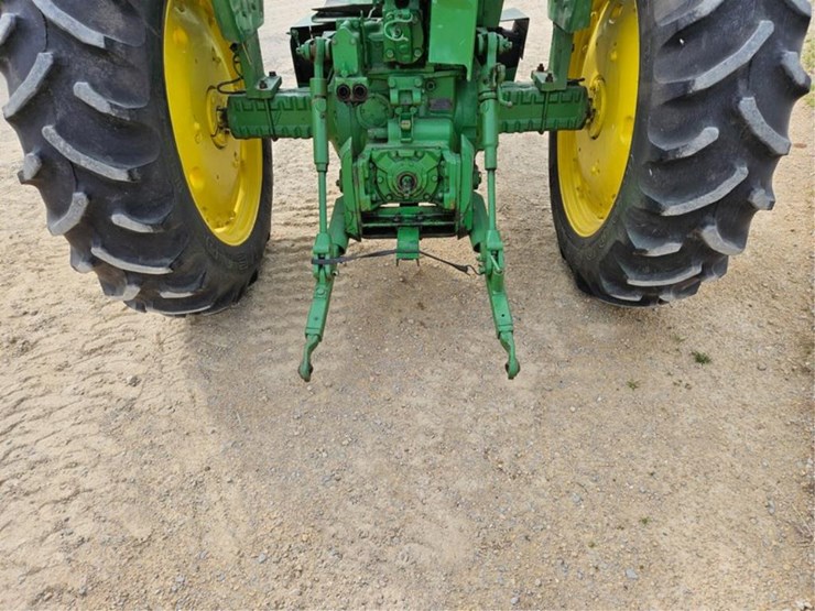 1972-john-deere-3020-image-5