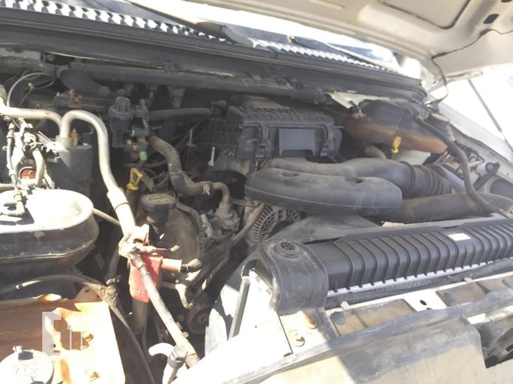 2005-ford-f250-xl-image-8