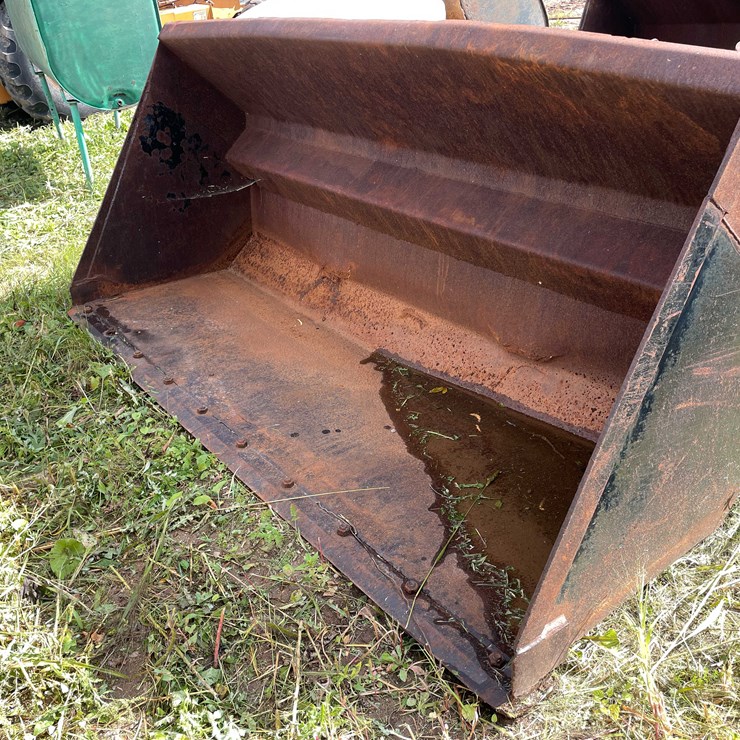 #1285 • Front Loader Bucket Attachment