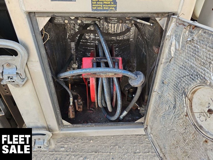 2013-international-workstar-7500-image-35