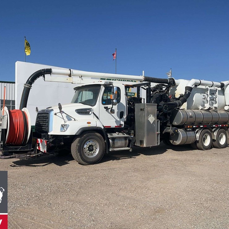 2018 FREIGHTLINER 114SD