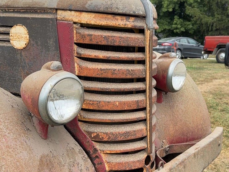 federal-grain-truck-image-54