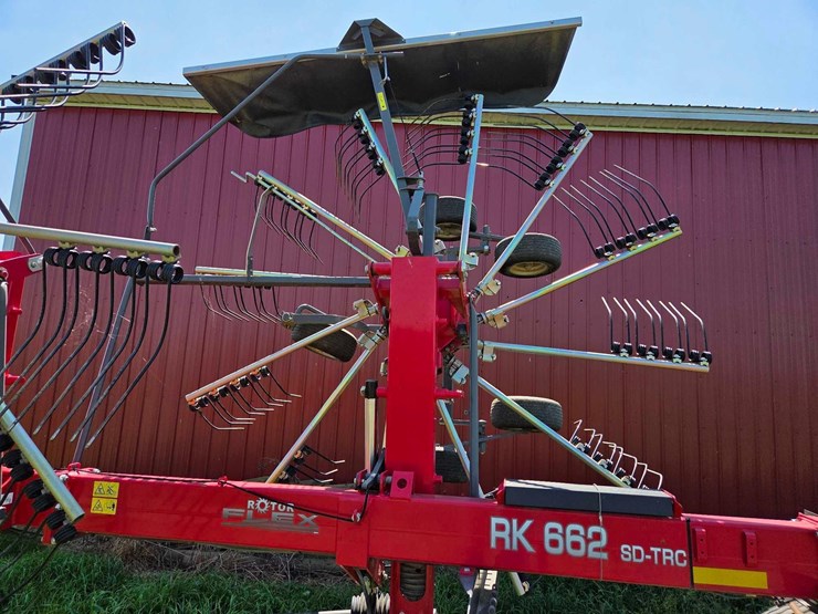 massey-furgeson-rk-662-twin-rotor-rake-image-17