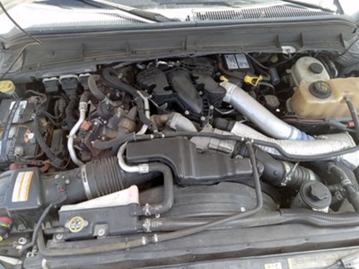 2013-ford-f550-image-9