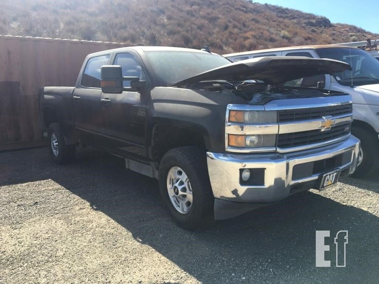 2016-chevrolet-silverado-image-2