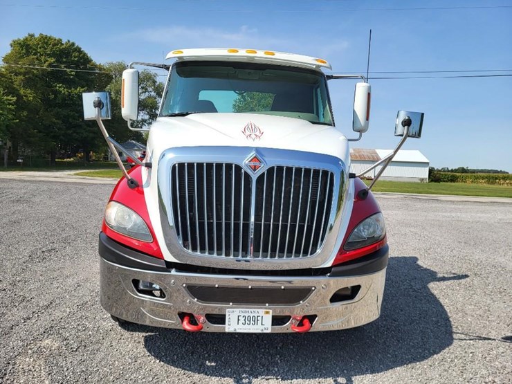 2016-international-prostar-image-8