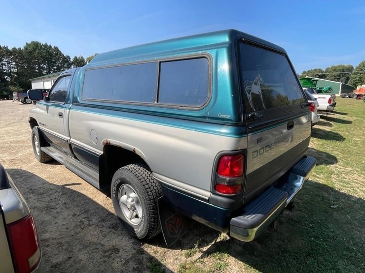 1996-dodge-ram-1500-image-8