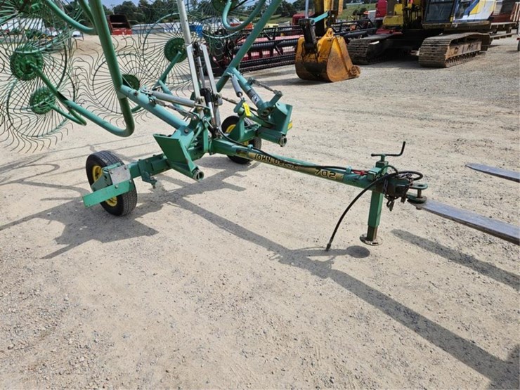 john-deere-702-image-9