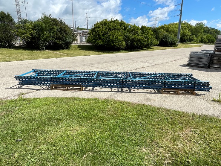 #1352-•-20'-pallet-racking-uprights-image-8