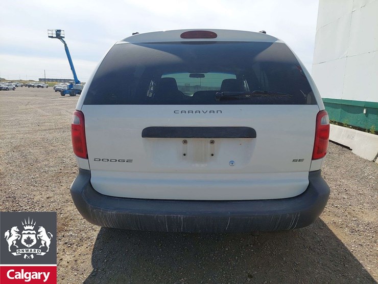 2002-dodge-caravan-image-14