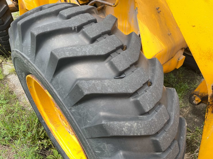 #1108-•-hough-60-b-payloader-(located-in-appleton,-wi)-image-10