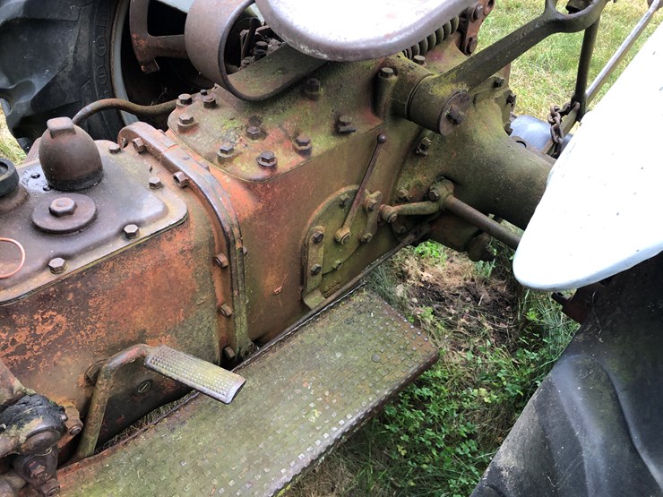 ford-8n-image-17