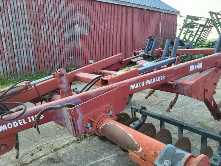 m&w-1125-image-14