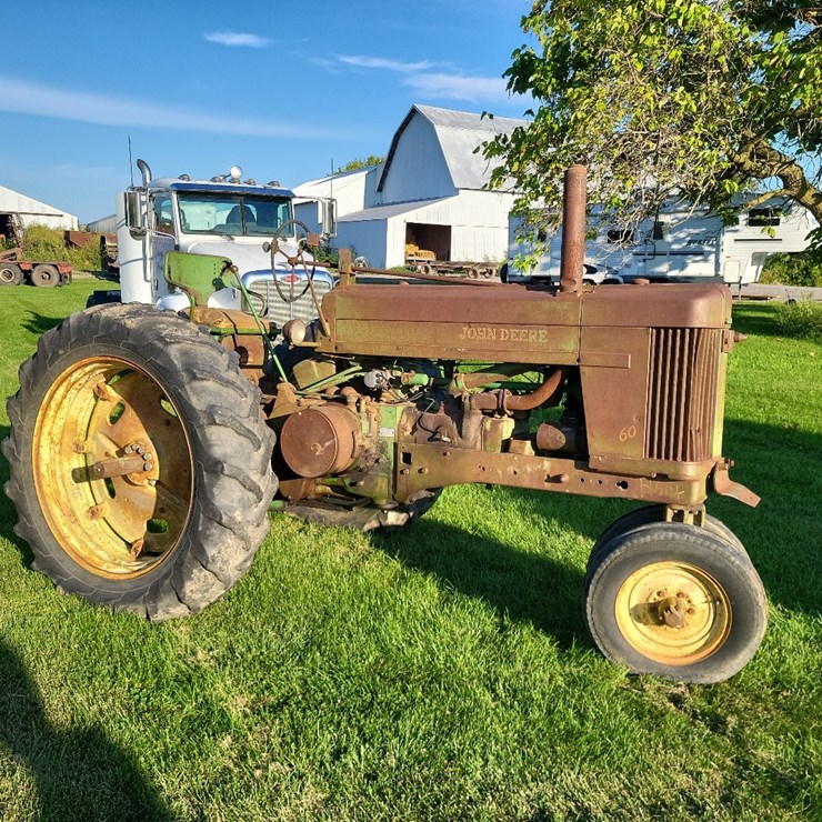 JOHN DEERE 60