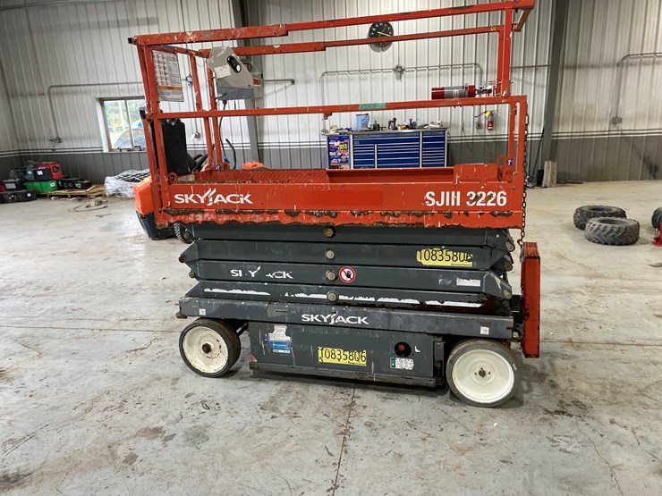 #497-•-2018-skyjack-3226-scissor-lift-(bryant,-wi)-image-13