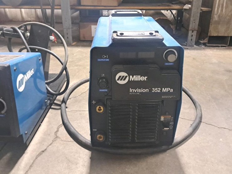 miller-35'-image-16