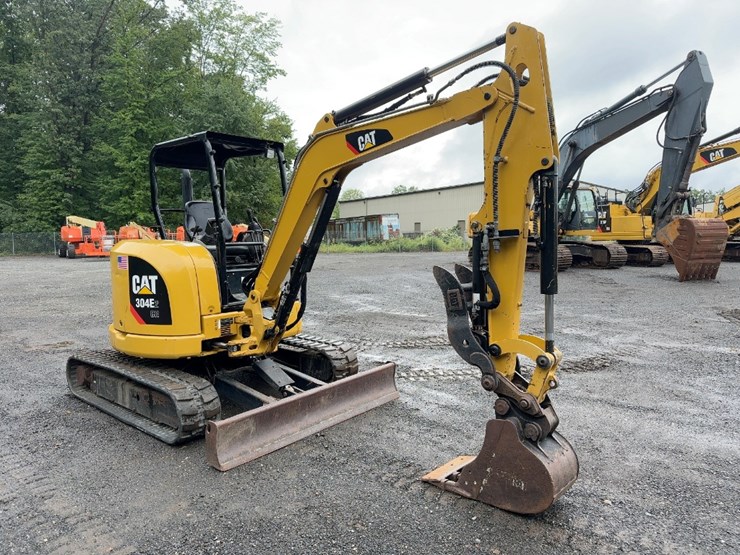 2016-caterpillar-304e2-cr-image-7