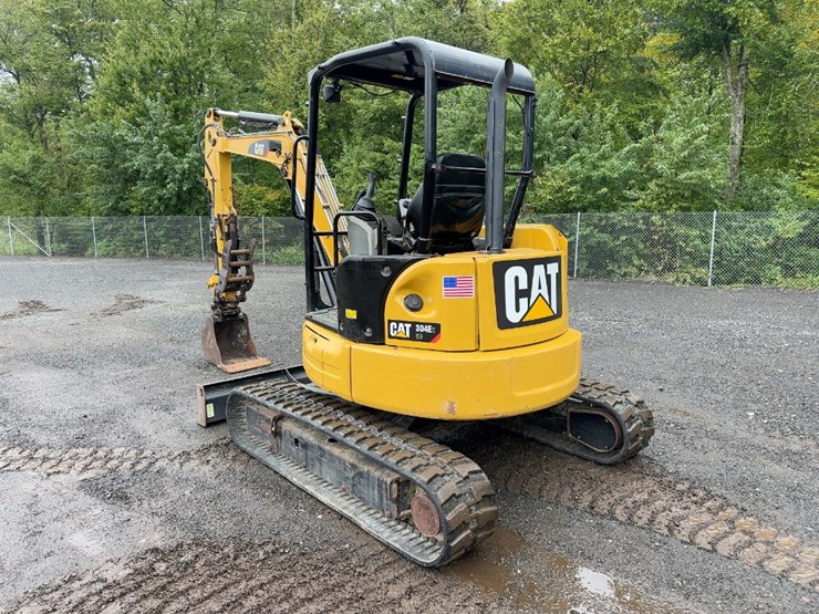 2016-caterpillar-304e2-cr-image-3