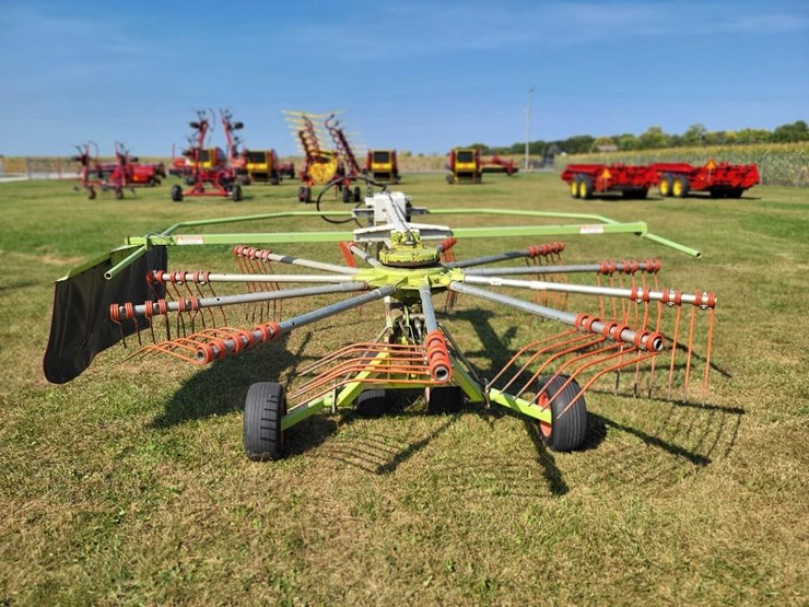 claas-350t-rotary-rake---field-ready-image-4