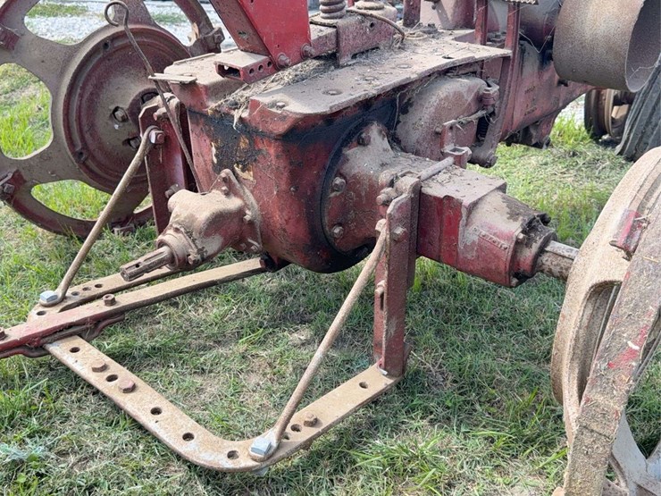 farmall-h-image-43