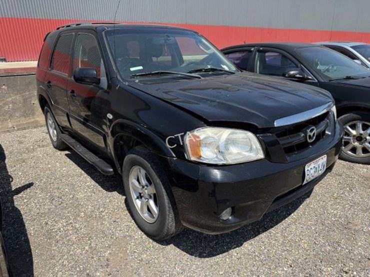 2005-mazda-tribute-image-2