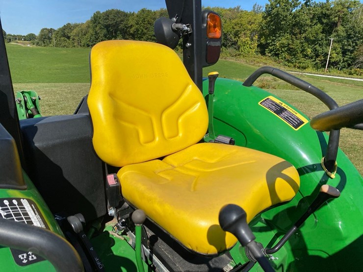 john-deere-5055e-image-15
