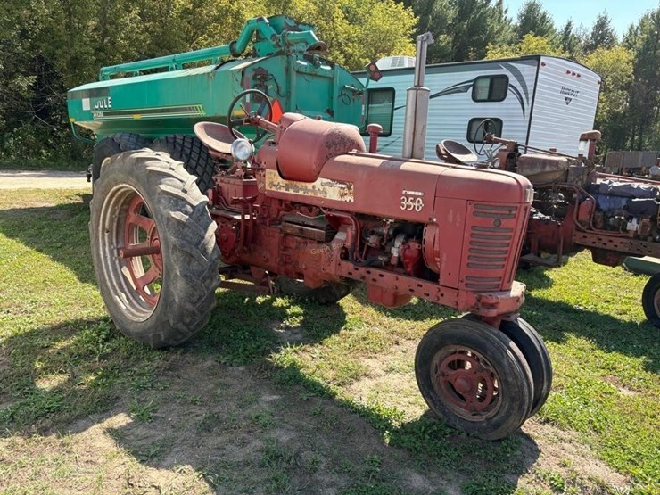 farmall-350-lp-gas-row-crop-tractor-image-3