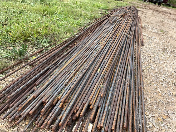 #1291-•-large-pile-of-metal-rebar-image-4