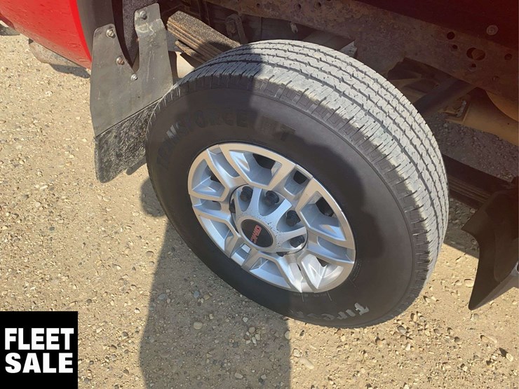 2019-gmc-sierra-2500hd-image-23