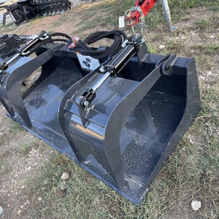 Wolverine, GB-11-72W, Skid steer grapple. (new)