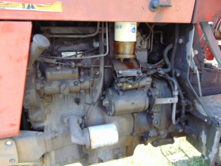 massey-ferguson-383-image-4